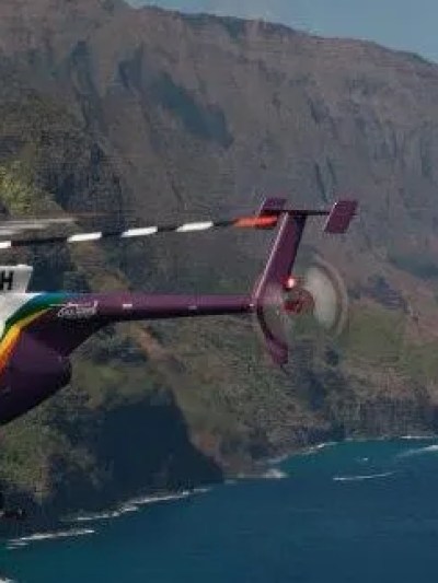 doors off helicopter ride over Na Pali Coast