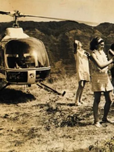 black and white helicopter photo